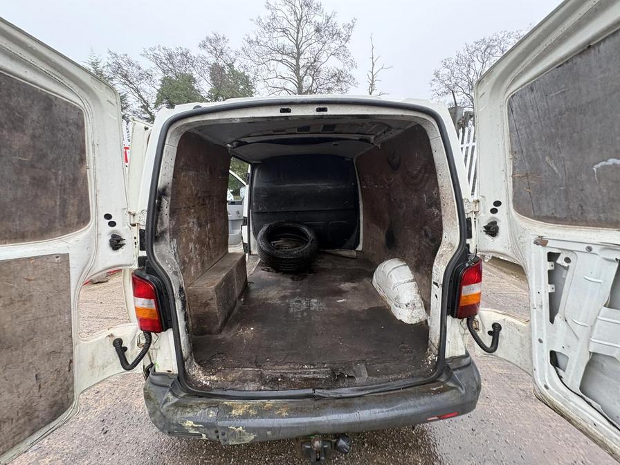 Used Volkswagen Transporter 2006 for sale - 77885660: Photo 14