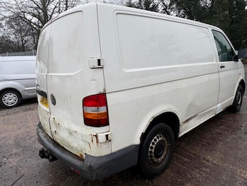 Used Volkswagen Transporter 2006 for sale - 77885660: Photo