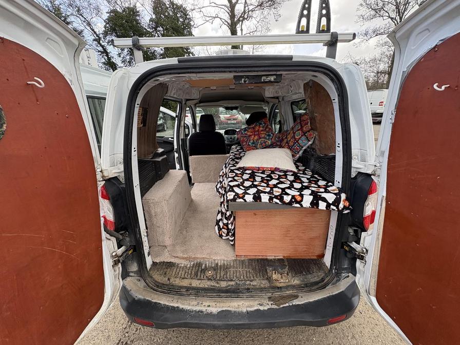 Used Ford Transit Courier 2016 for sale - 78074879: Photo 12