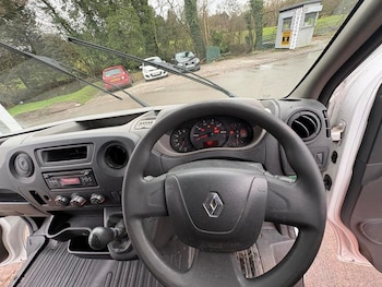 Used Renault Master 2017 for sale - 77518982: Photo