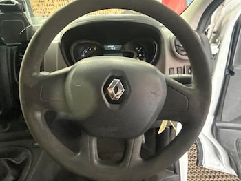 Used Renault Trafic 2015 for sale - 75648966: Photo