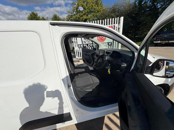 Used Peugeot Partner 2022 for sale - 76087218: Photo 21