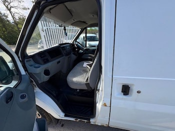 Used Ford Transit 2010 for sale - 76065867: Photo 3