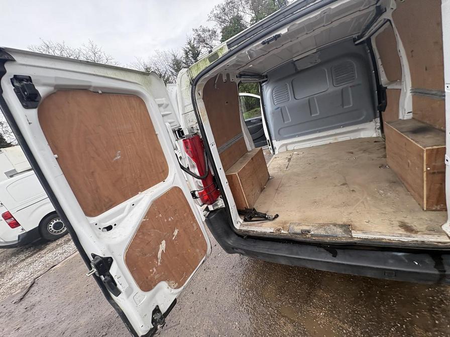 Used Peugeot Expert 2015 for sale - 77648672: Photo 13