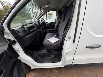 Used Renault Trafic 2021 for sale - 76487787: Photo