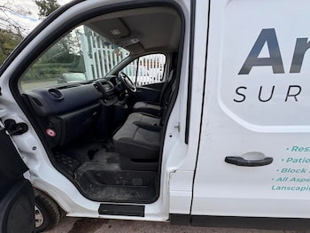 Used Vauxhall Vivaro 2014 for sale - 76217583: Photo 2