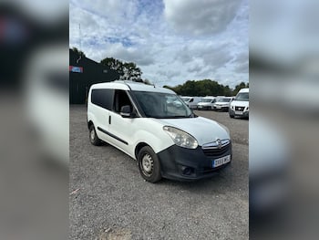 Used Vauxhall Combo 2015 for sale - 79743645: Photo