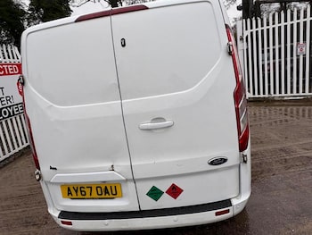 Used Ford Transit Custom 2017 for sale - 76827020: Photo