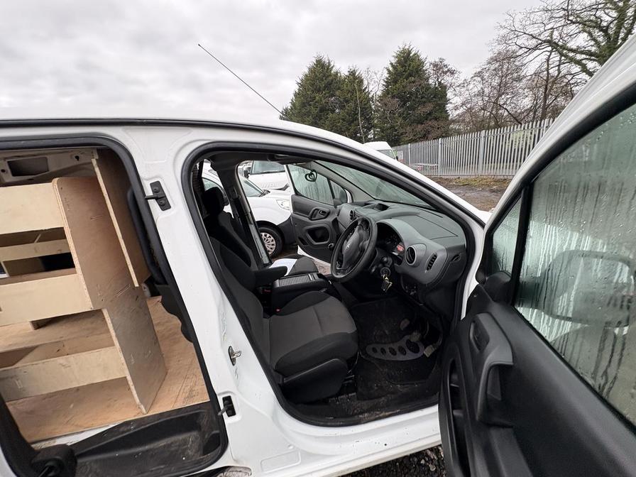 Used Peugeot Partner 2017 for sale - 77219086: Photo 15