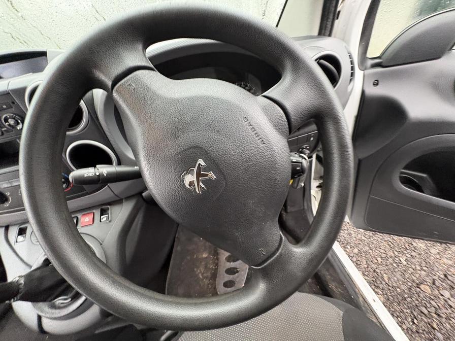 Used Peugeot Partner 2017 for sale - 77219086: Photo 20