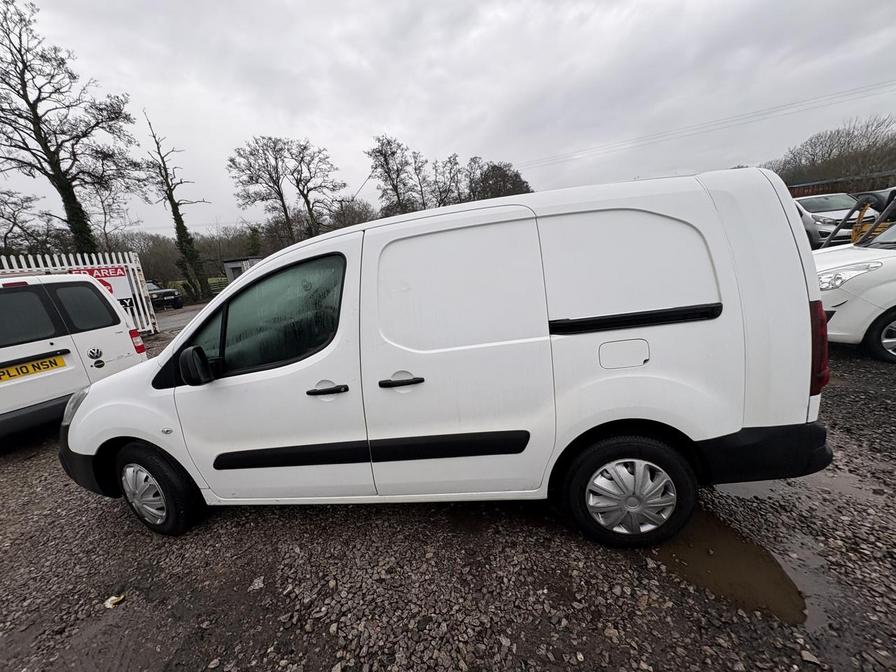 Used Peugeot Partner 2017 for sale - 77219086: Photo 5