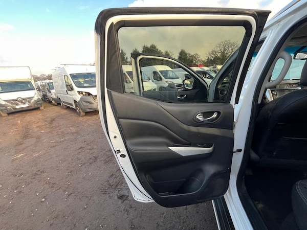 Used Nissan Navara 2016 for sale - 74728167: Photo 7