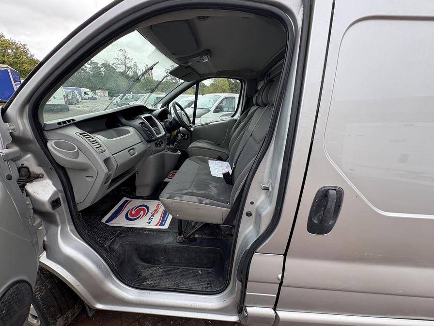 Used Vauxhall Vivaro 2012 for sale - 76475468: Photo 12