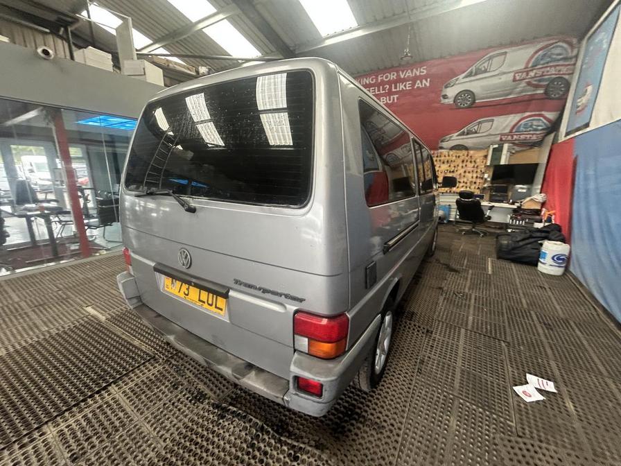 Used Volkswagen Transporter 1994 for sale - 76155457: Photo 14