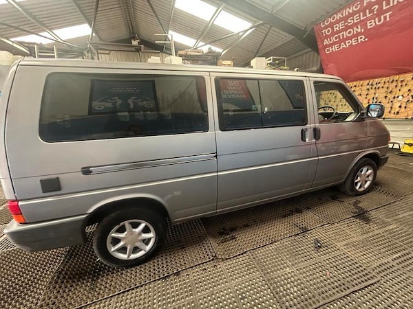 Used Volkswagen Transporter 1994 for sale - 76155457: Photo 16