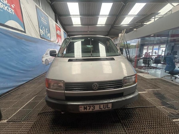 Used Volkswagen Transporter 1994 for sale - 76155457: Photo 2