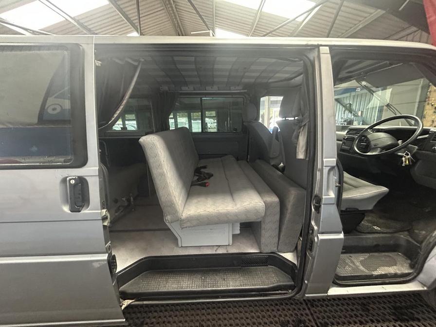 Used Volkswagen Transporter 1994 for sale - 76155457: Photo 5