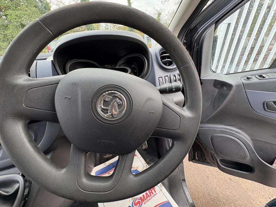 Used Vauxhall Vivaro 2016 for sale - 76501728: Photo 10