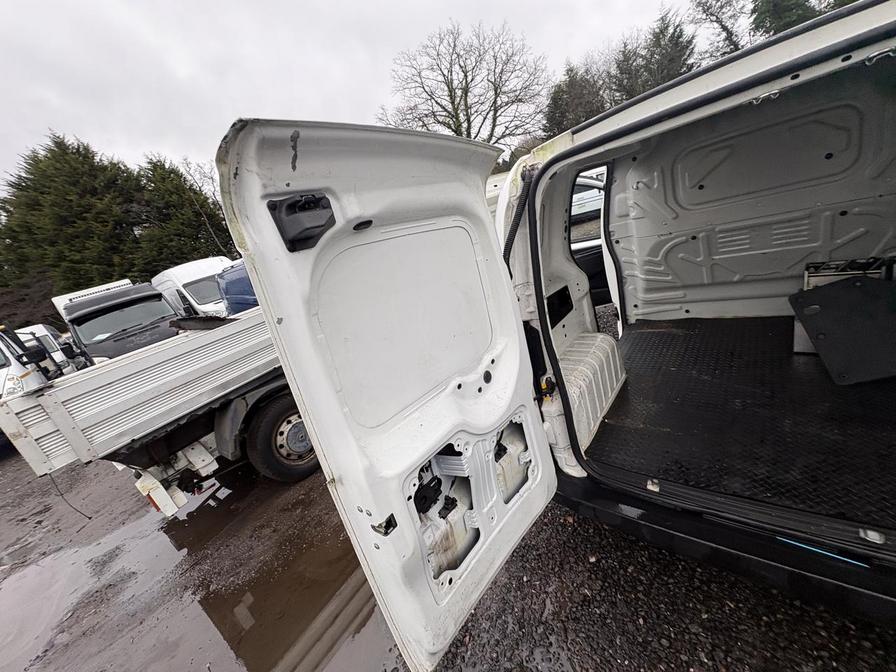 Used Fiat Fiorino 2015 for sale - 77316272: Photo 11