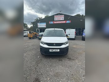 Used Peugeot Partner 2022 for sale - 79743647: Photo