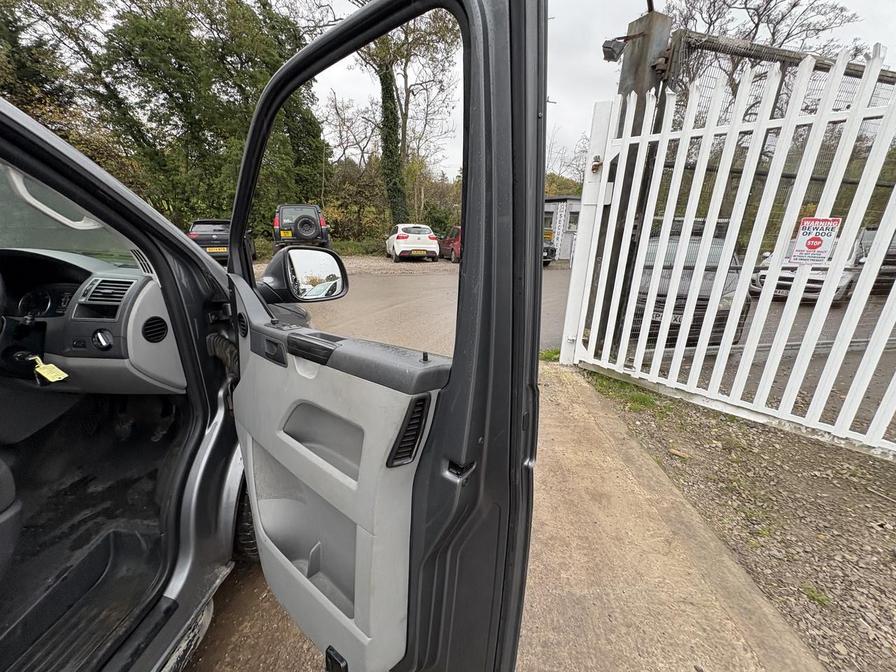 Used Volkswagen Transporter 2014 for sale - 76475466: Photo 11