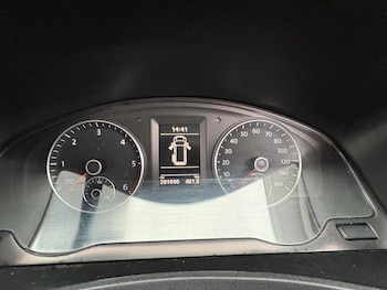 Used Volkswagen Transporter 2014 for sale - 76475466: Photo