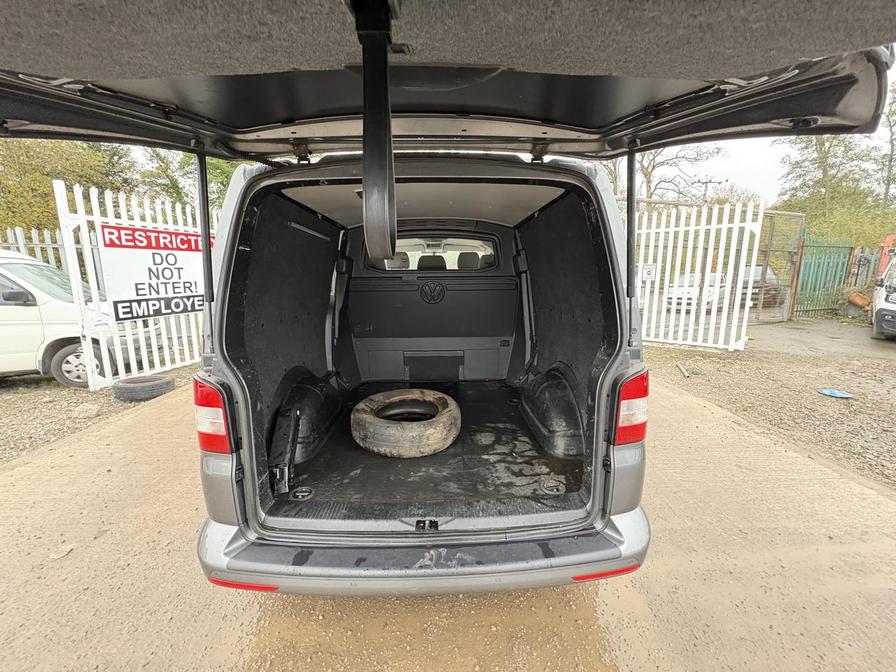 Used Volkswagen Transporter 2014 for sale - 76475466: Photo 8