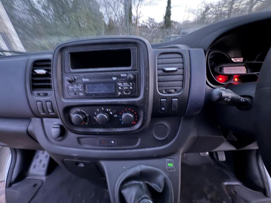 Used Vauxhall Vivaro 2016 for sale - 77194167: Photo 19