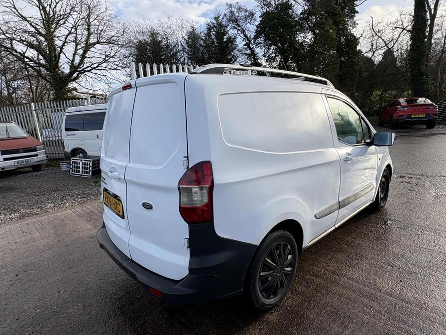 Used Ford Transit Courier 2018 for sale - 77206051: Photo 4