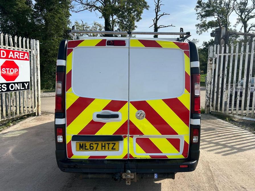 Used Vauxhall Vivaro 2017 for sale - 77810716: Photo 9