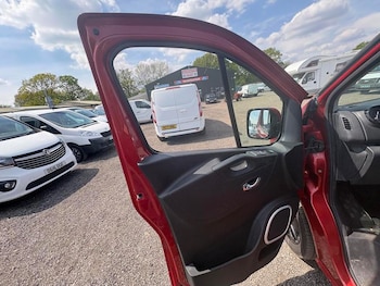 Used Vauxhall Vivaro 2019 for sale - 78563621: Photo
