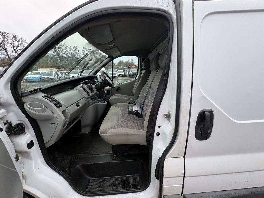 Used Vauxhall Vivaro 2005 for sale - 77540388: Photo 10