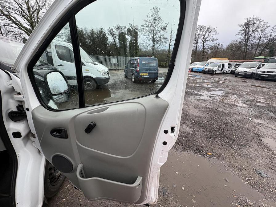 Used Vauxhall Vivaro 2005 for sale - 77540388: Photo 20