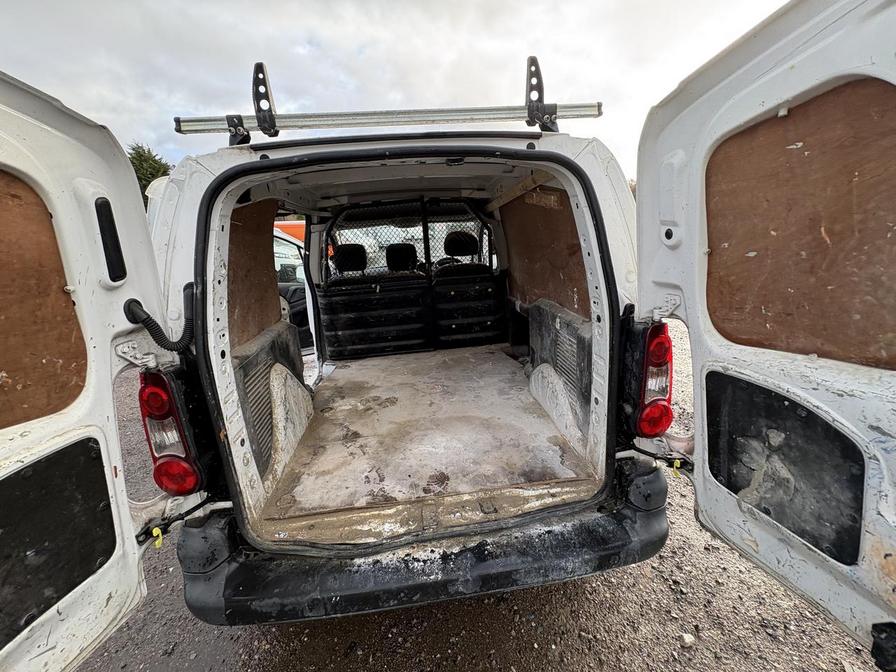 Used Peugeot Partner 2018 for sale - 76856653: Photo 10