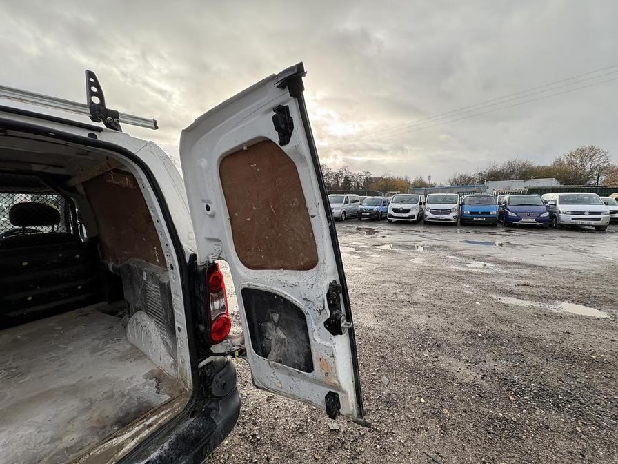 Used Peugeot Partner 2018 for sale - 76856653: Photo 15