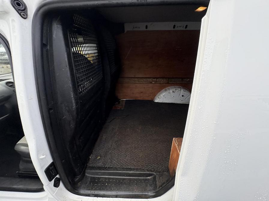 Used Volkswagen Caddy 2012 for sale - 76381749: Photo 5