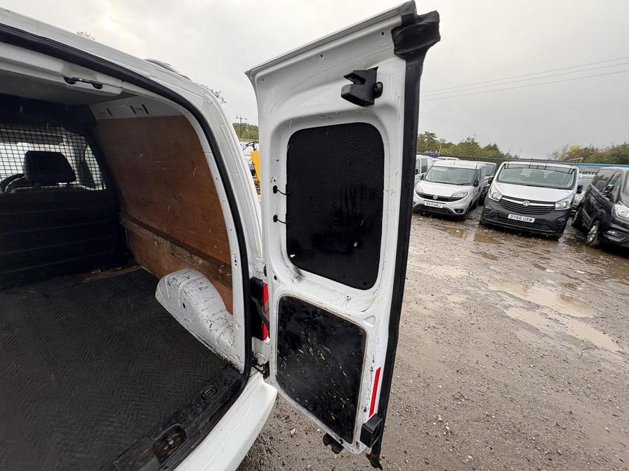 Used Volkswagen Caddy 2012 for sale - 76381749: Photo 8