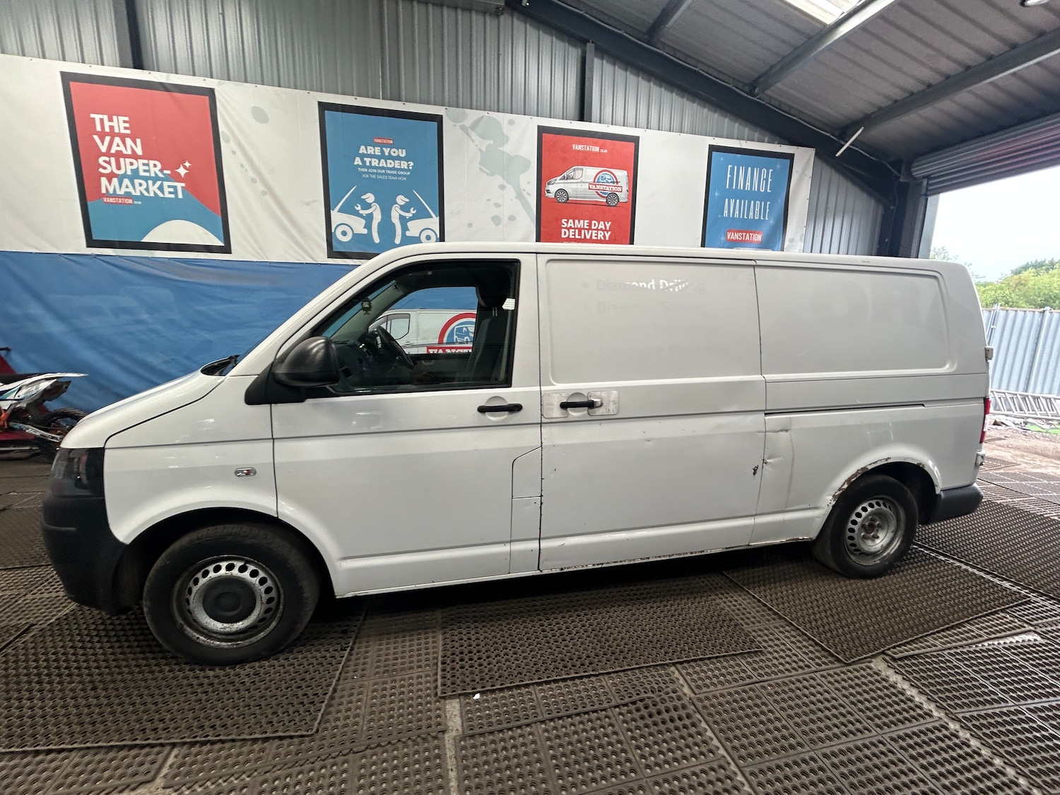 Vehicle 21
