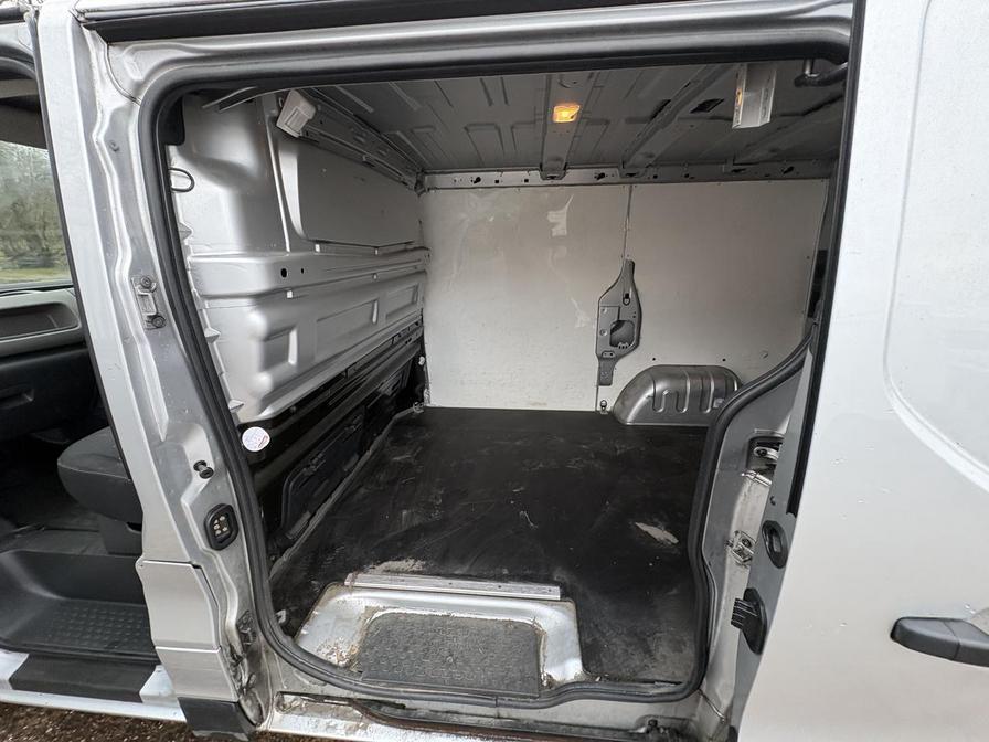 Used Renault Trafic for sale - 77239718: Photo 11