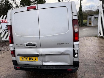 Used Renault Trafic 2016 for sale - 77239718: Photo