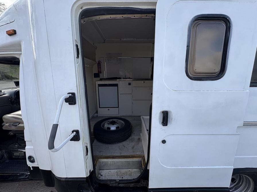 Used Ford Transit 1996 for sale - 76475459: Photo 2