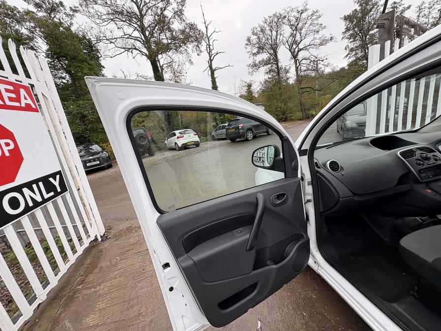 Used Renault Kangoo 2017 for sale - 76420772: Photo 17