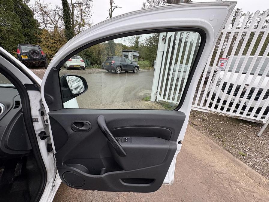 Used Renault Kangoo 2017 for sale - 76420772: Photo 19
