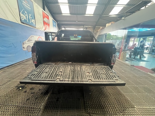 Used Nissan Navara 2012 for sale - 74966725: Photo 14