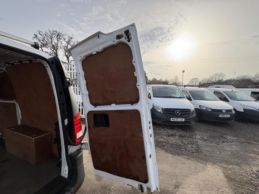 Used Mercedes-Benz Vito 2017 for sale - 77786639: Photo 14
