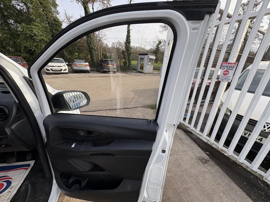 Used Mercedes-Benz Vito 2017 for sale - 77786639: Photo 19