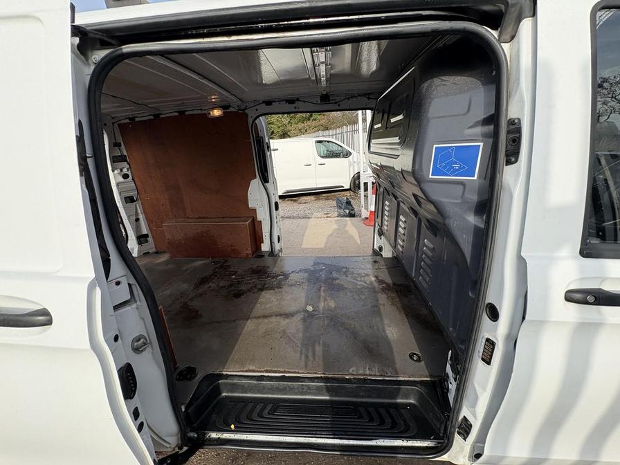 Used Mercedes-Benz Vito 2017 for sale - 77786639: Photo 7