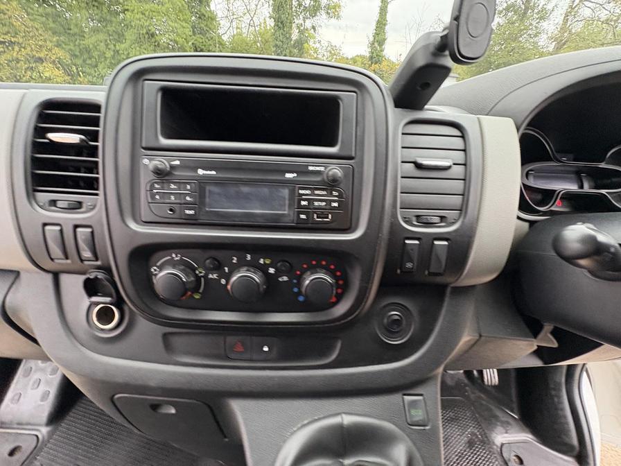 Used Renault Trafic 2017 for sale - 76204650: Photo 18