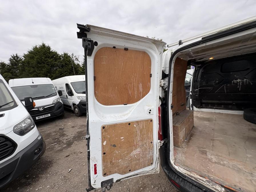 Used Ford Transit Custom 2015 for sale - 76096239: Photo 15