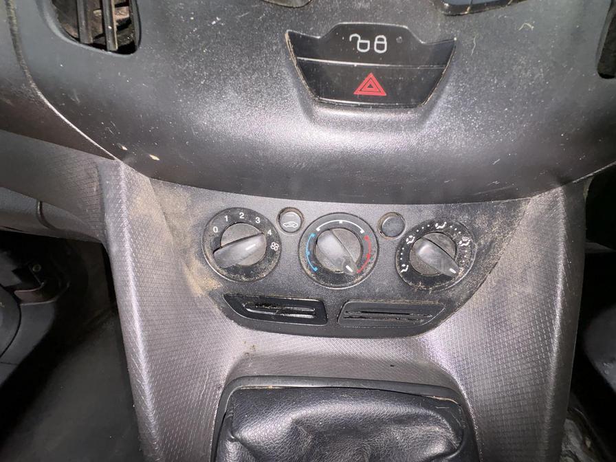 Used Ford Transit Connect 2014 for sale - 77058087: Photo 21